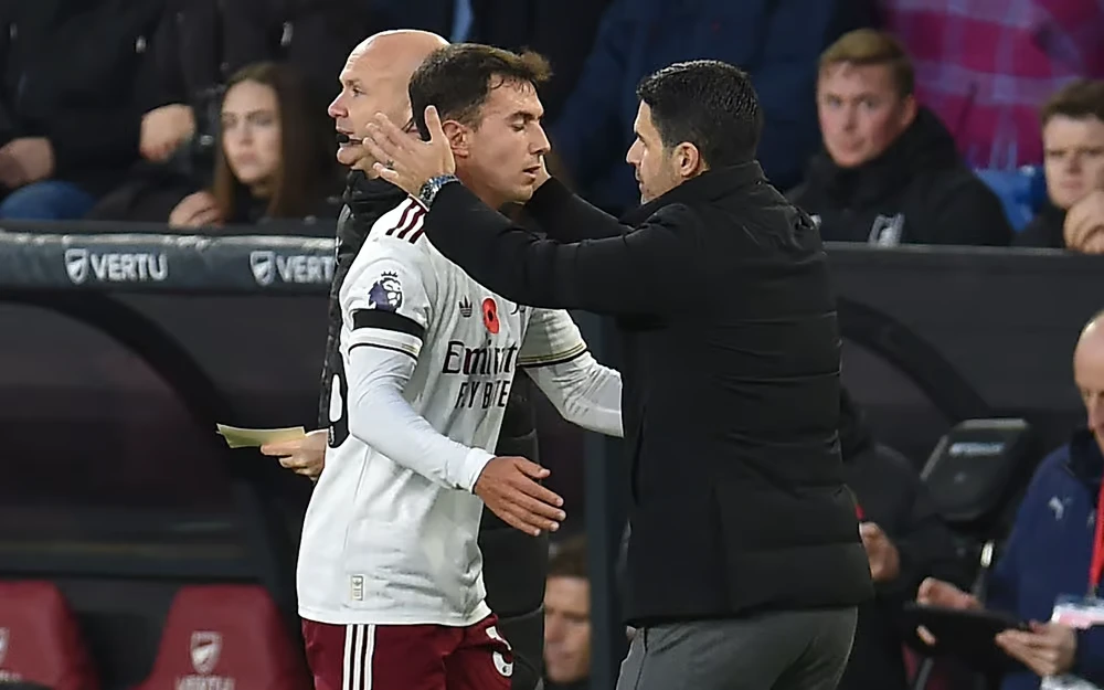 Adaptability Key: Mikel Arteta Explains Zubimendi's Fit, Midfield Strategy Adjustments